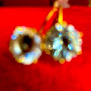 Sparkle lovely 6 prongs set CZ earrings, almost 4 ct in size , 14 k gold filled.